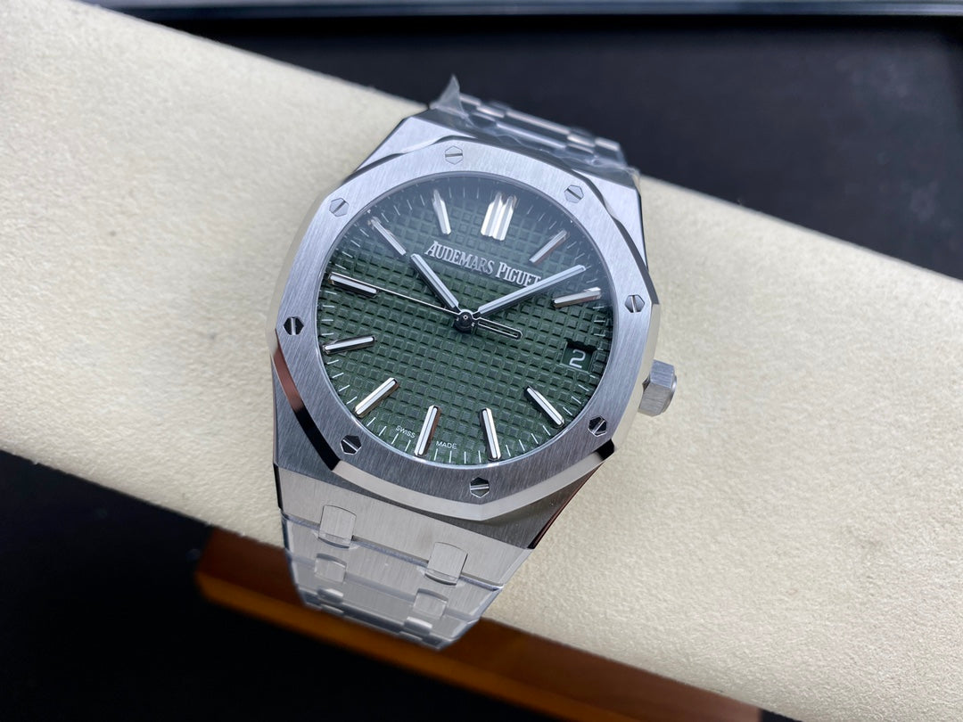 Audemars Piguet Royal Oak – 41mm, Five Stunning Dial Colors