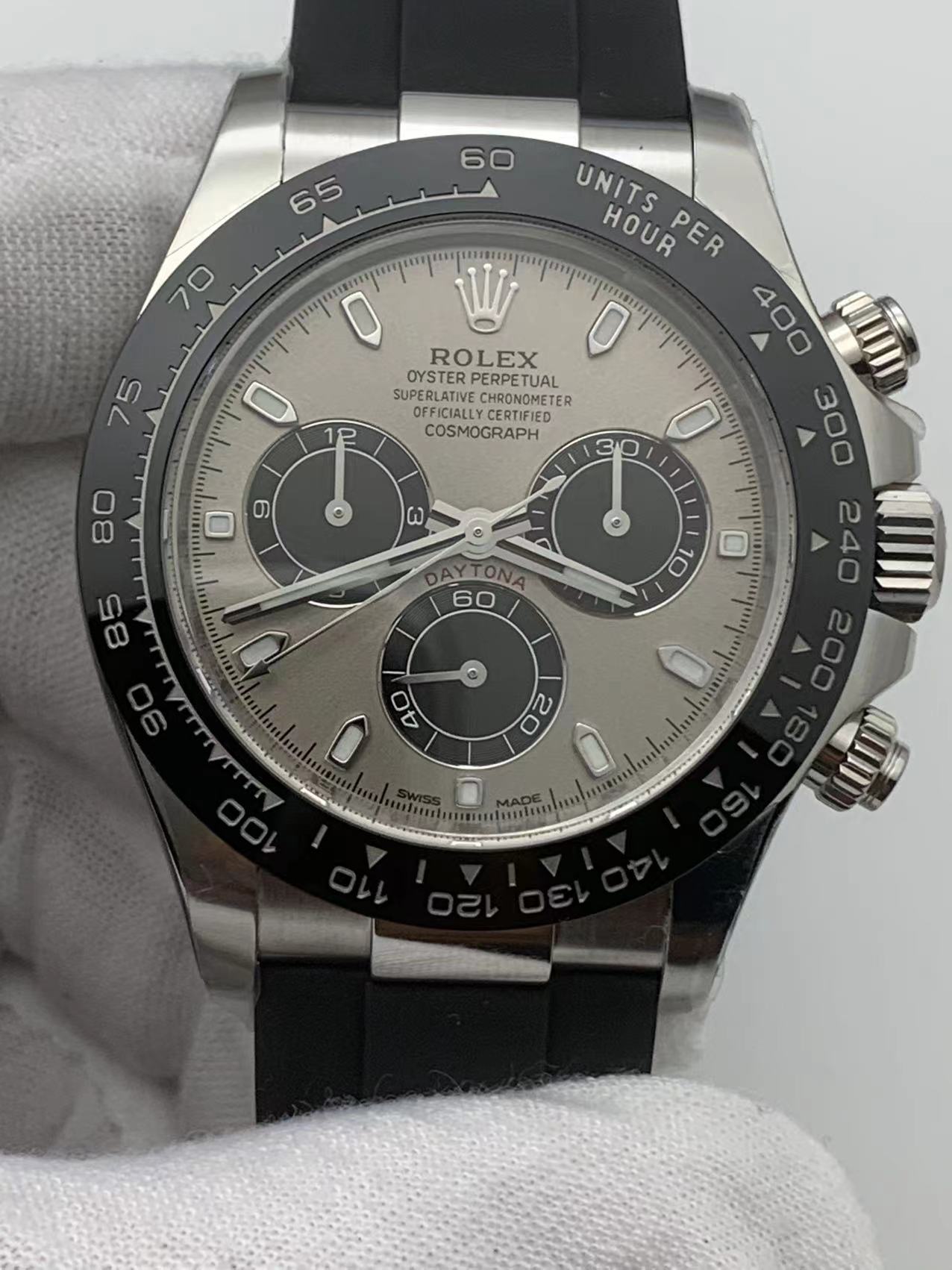 Rolex Cosmograph Daytona 116519 – White Gold Racing Elegance
