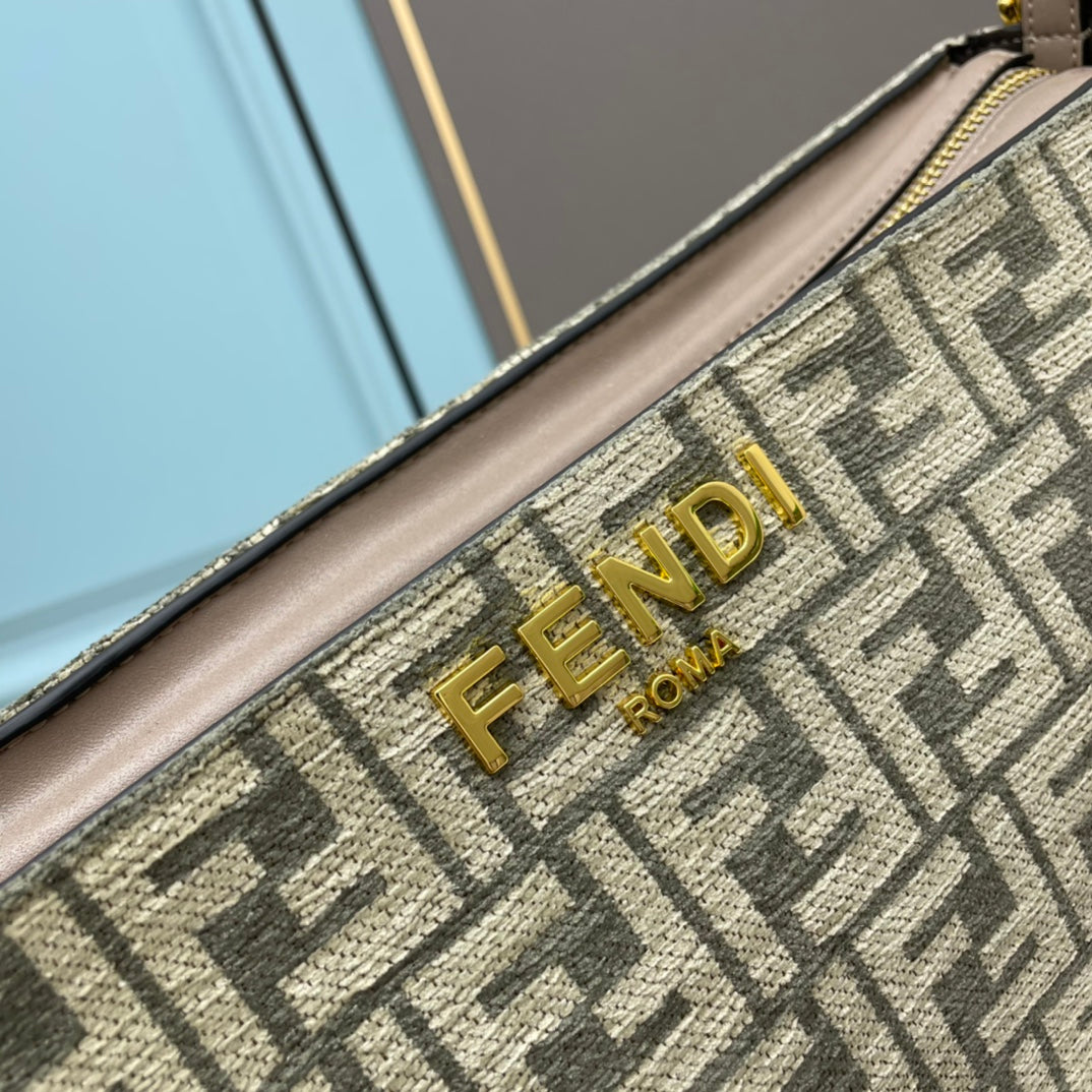 O'LOCK Zip Runway New Fashion Bag Wh