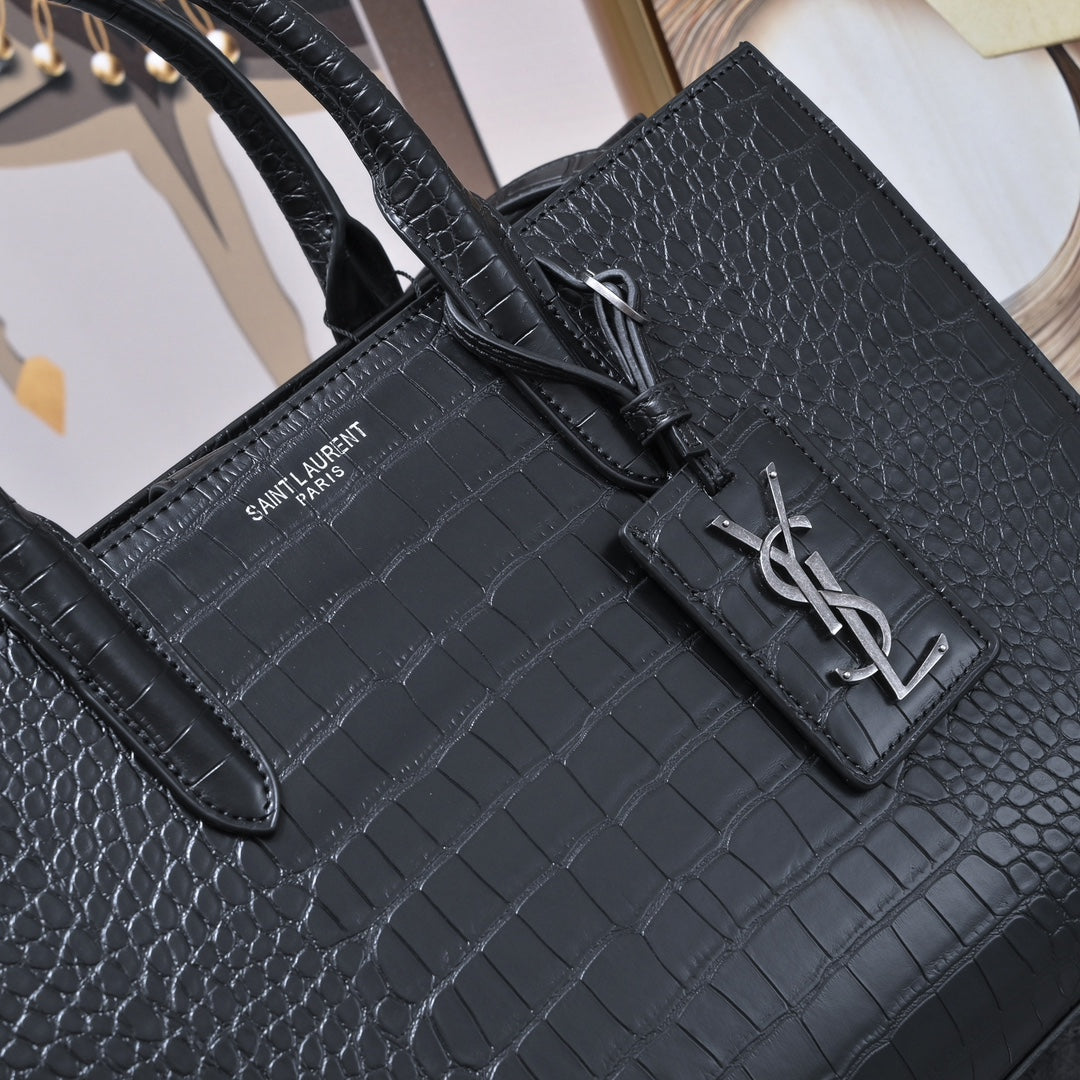 Crocodile-Embossed Calfskin Shopping Bag – 3-Way Luxury Carry