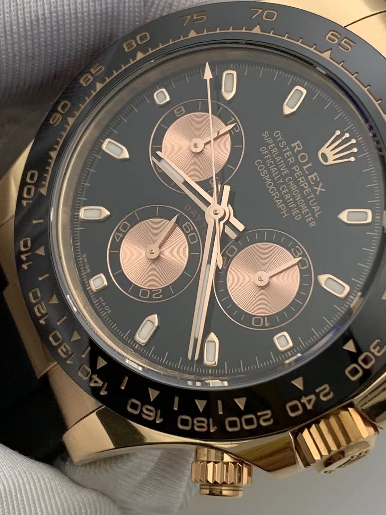 Tungsten Daytona Rose Gold Style – Bold Luxury. Race-Ready Feel.