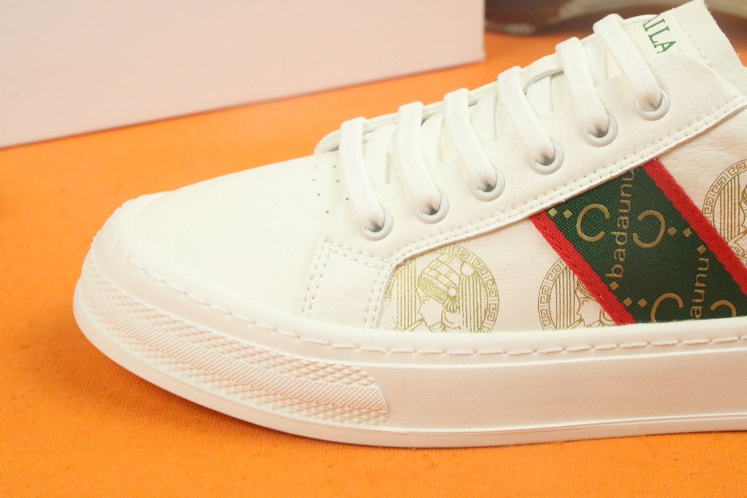 Versace Latest Men’s Casual Sneakers – Year-Round Trend Essential