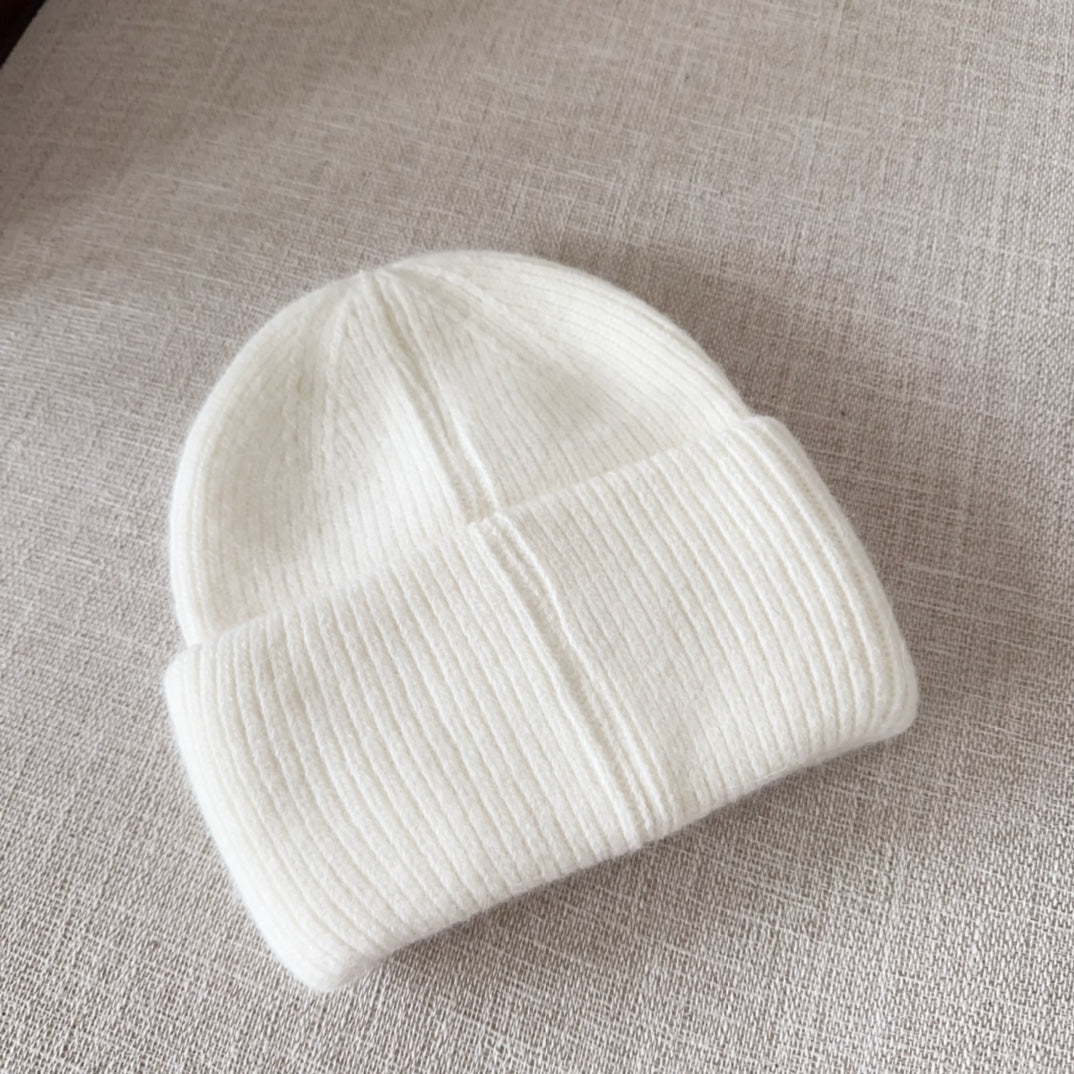 Prada Cap – The luxurious grey Dye