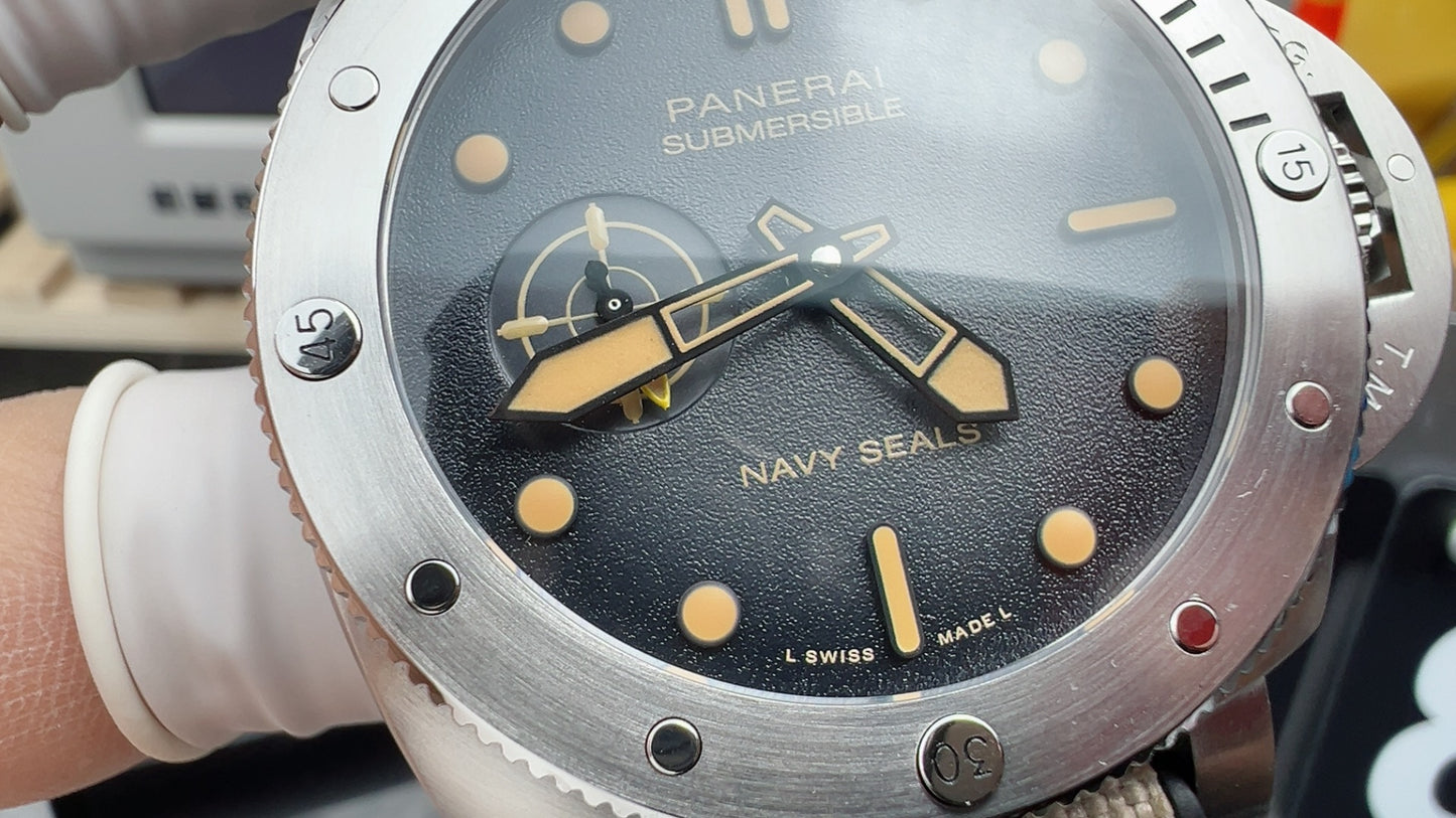 Panerai Submersible Quaranta Quattro Navy SEALs PAM1518 – 44mm