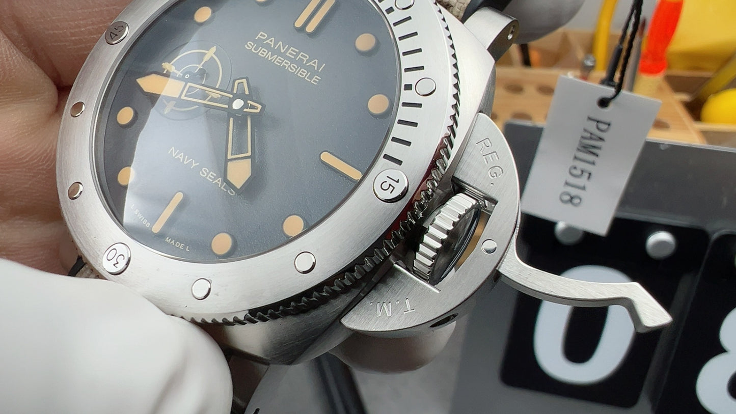 Panerai Submersible Quaranta Quattro Navy SEALs PAM1518 – 44mm