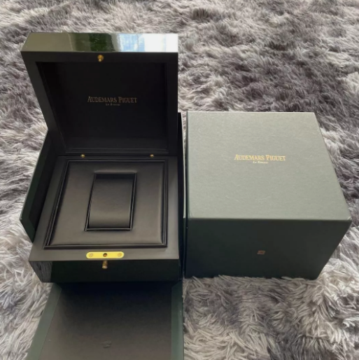 Audemars Piguet Royal Oak  Watch – Radiant Goddess Edition