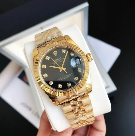 Bold Sophistication in Everose Gold - Rolex Datejust