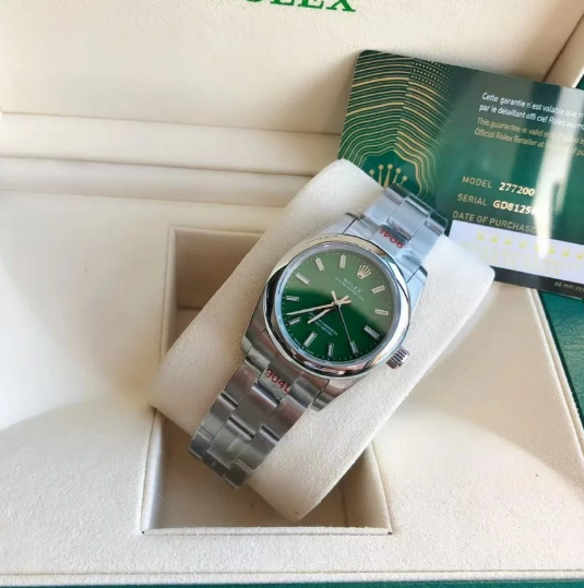 Vibrant Simplicity, Rolex Precision - Rolex Oyster Perpetual