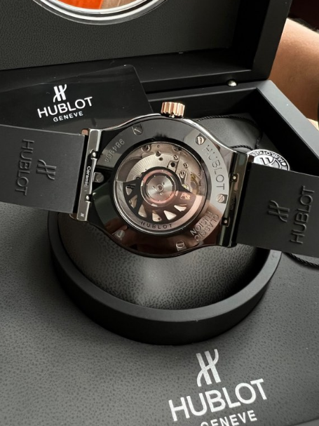 HUBLOT Classic Fusion Ceramic Watch