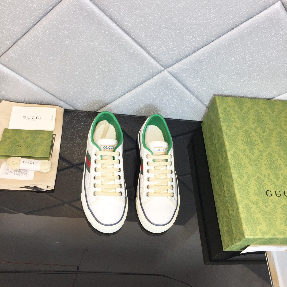 Gucci 1977 Low-Top GG Canvas Sneakers – Classic Edition