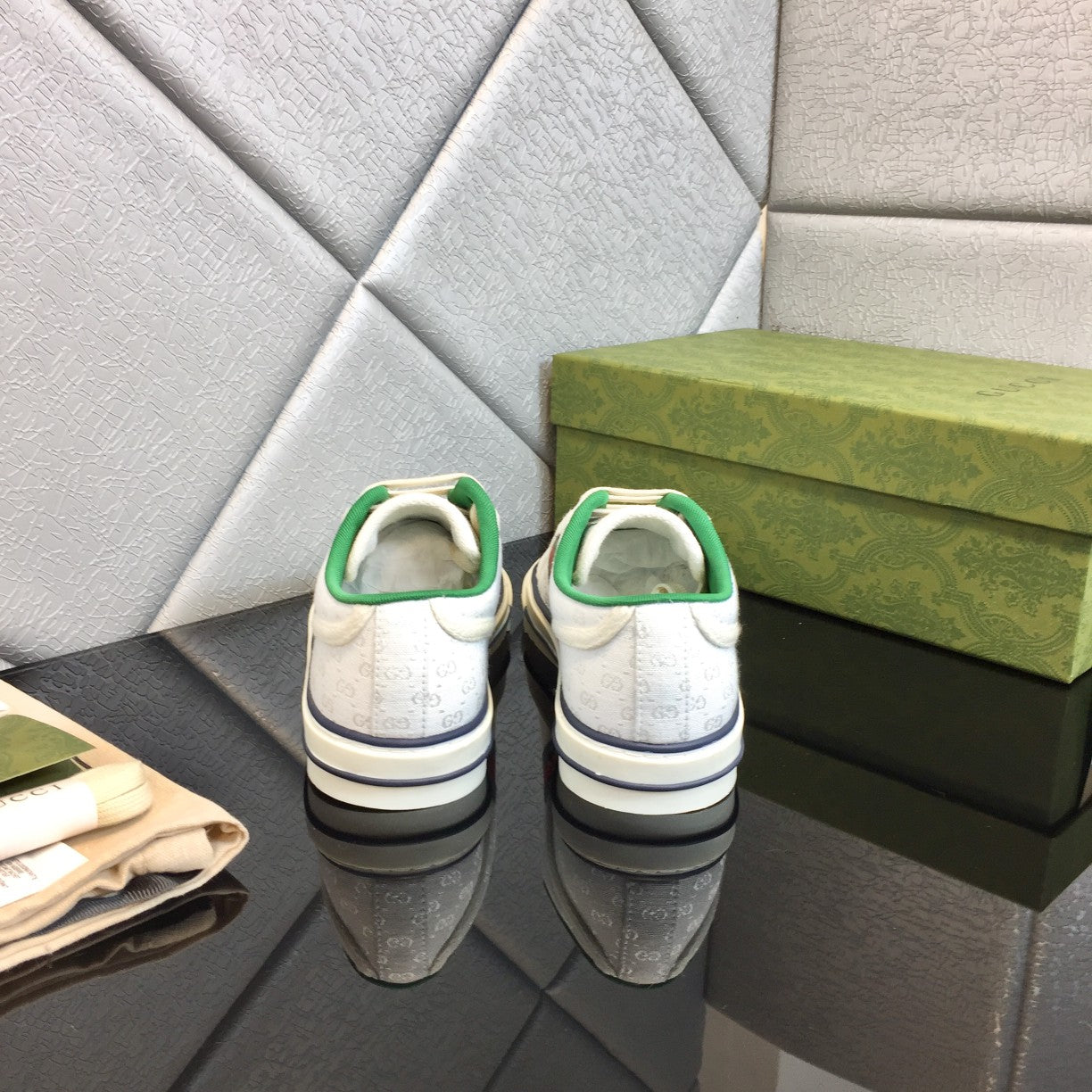 Gucci 1977 Low-Top GG Canvas Sneakers – Classic Edition