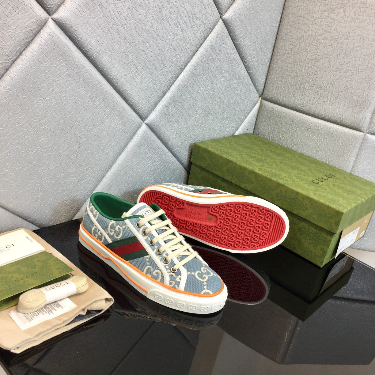 GUCCI 1977 Low-Top GG Canvas Sneakers – 2020 Classic Release