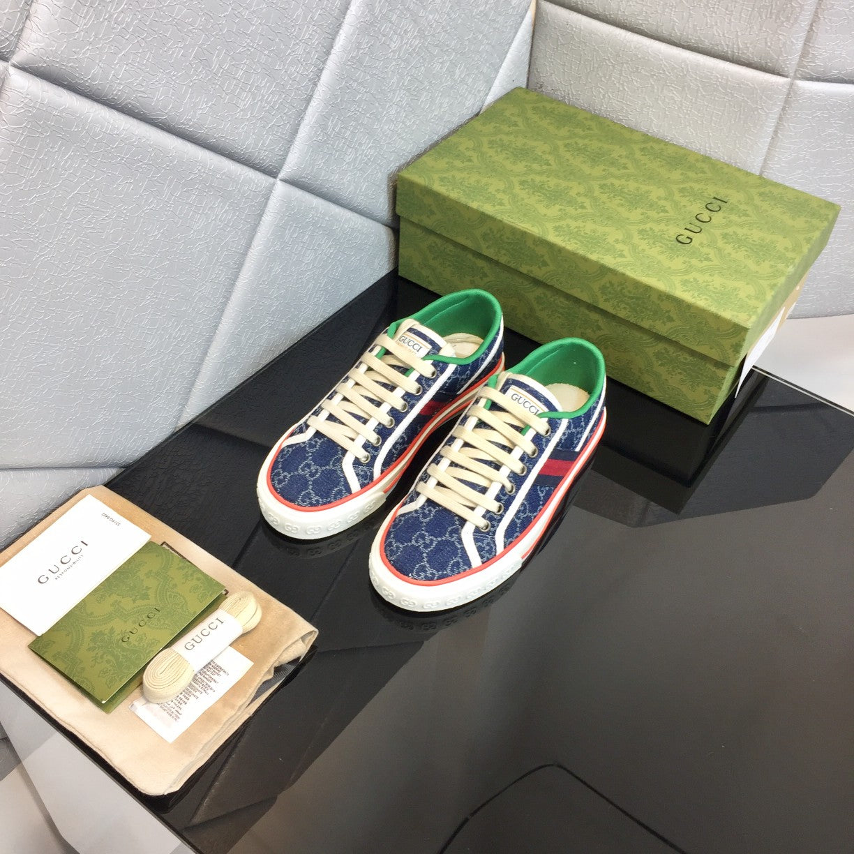 GUCCI 1977 Low-Top Double G Canvas Sneakers – 2020 Classic