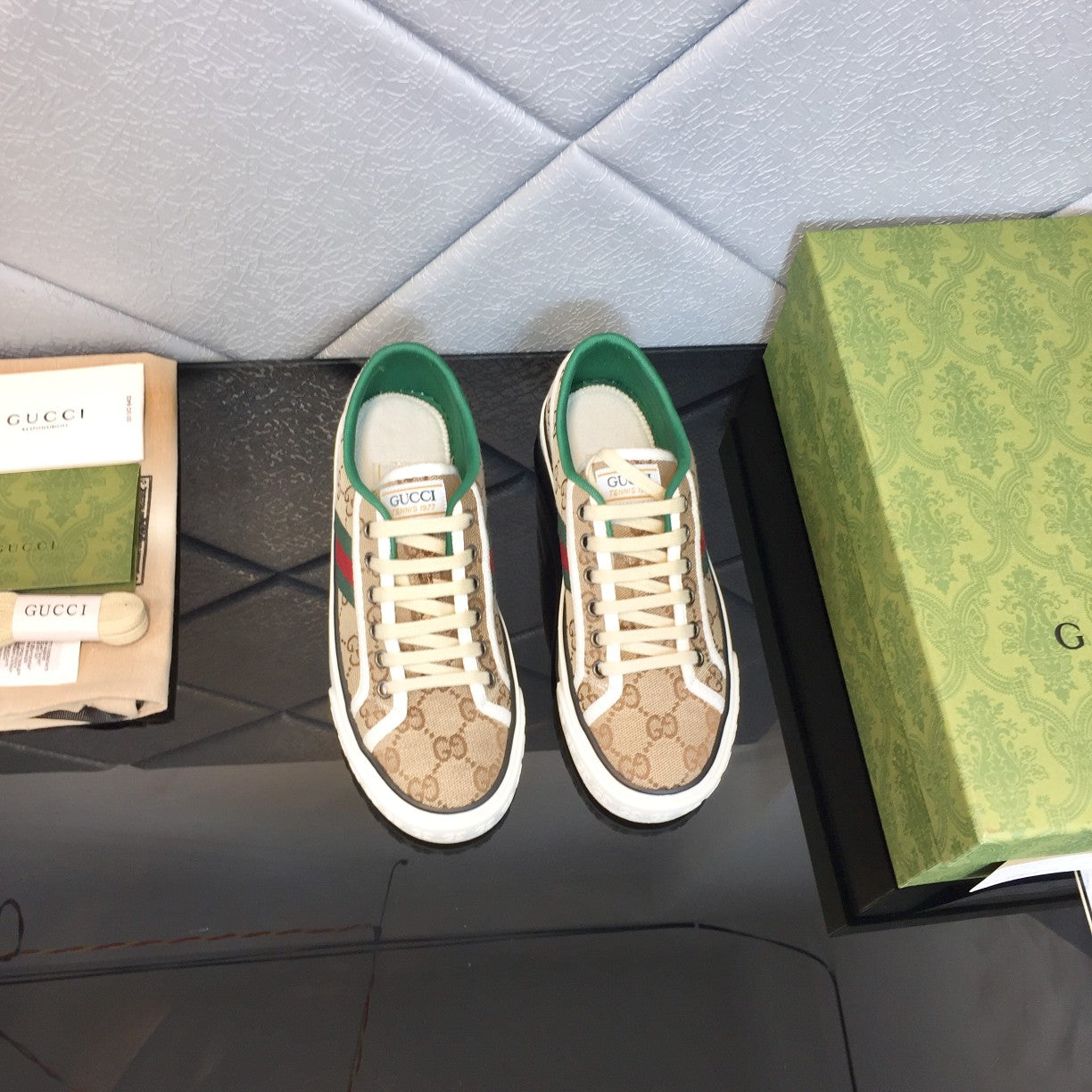 GUCCI 2020 Classic 1977 GG Canvas Low-Top Sneakers