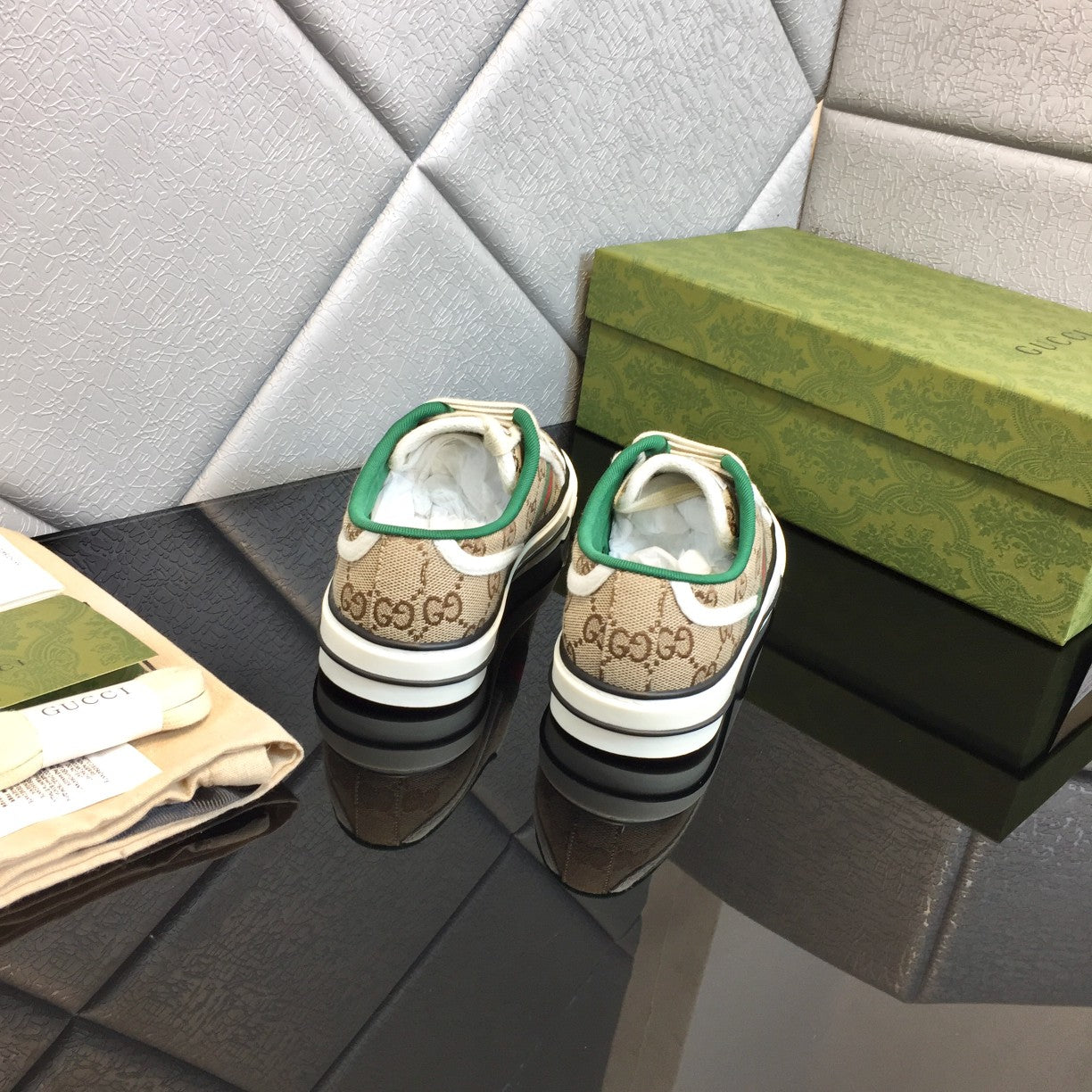 GUCCI 2020 Classic 1977 GG Canvas Low-Top Sneakers