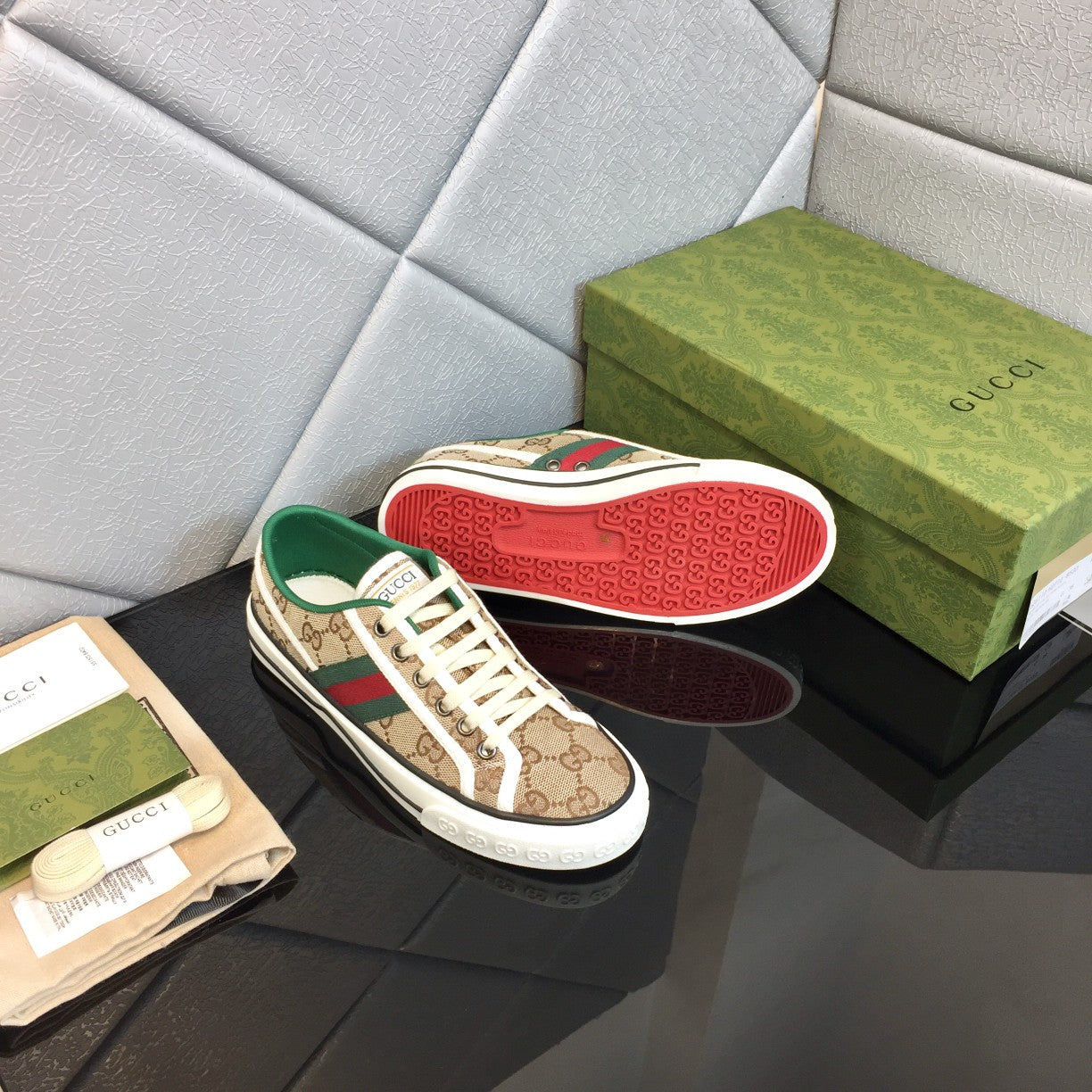 GUCCI 2020 Classic 1977 GG Canvas Low-Top Sneakers