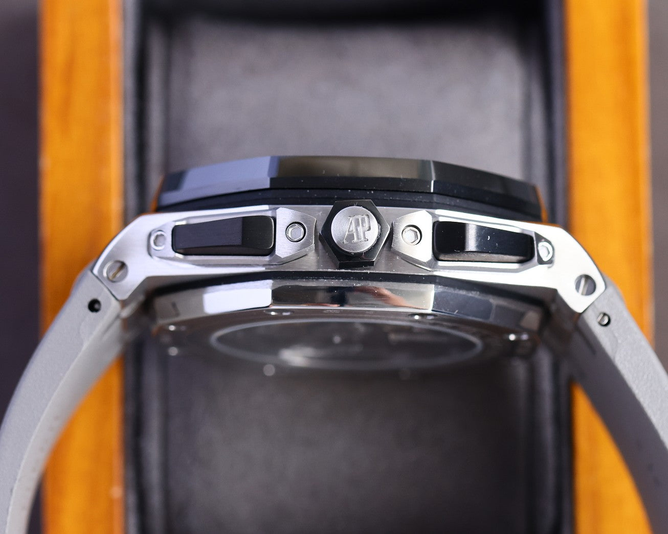 Audemars Piguet Royal Oak Offshore Chronograph – Limited Edition Ceramic Bezel