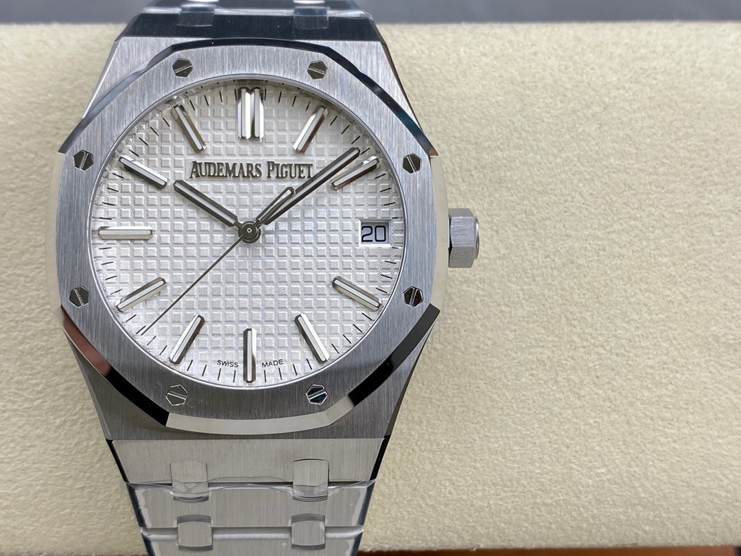 Audemars Piguet Royal Oak – Full 41mm Dial Collection