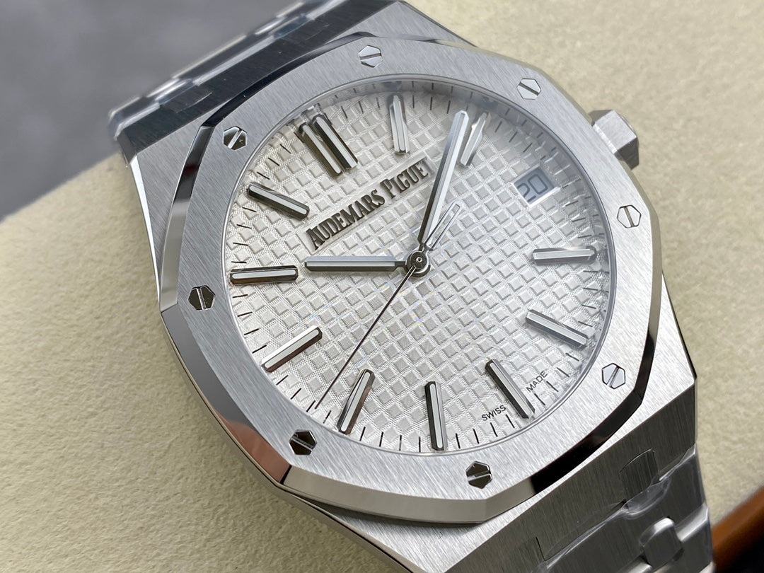 Audemars Piguet Royal Oak – Full 41mm Dial Collection