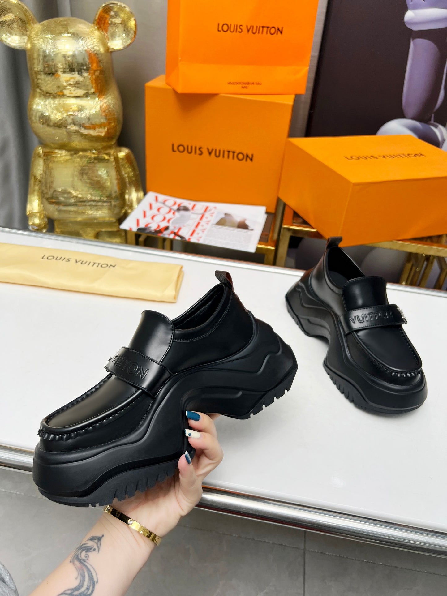 Louis Vuitton Classic Loafers – Unisex Leather Edition