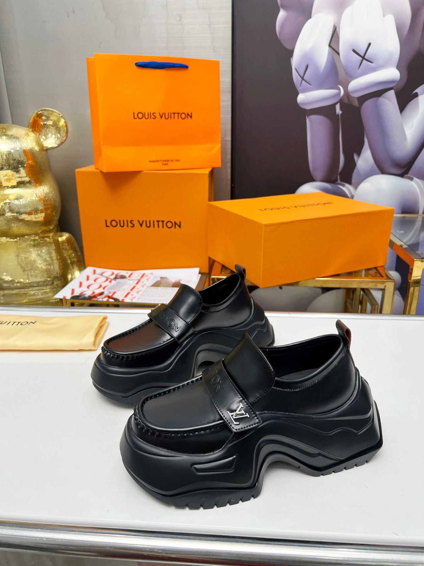 Louis Vuitton Classic Loafers – Unisex Leather Edition