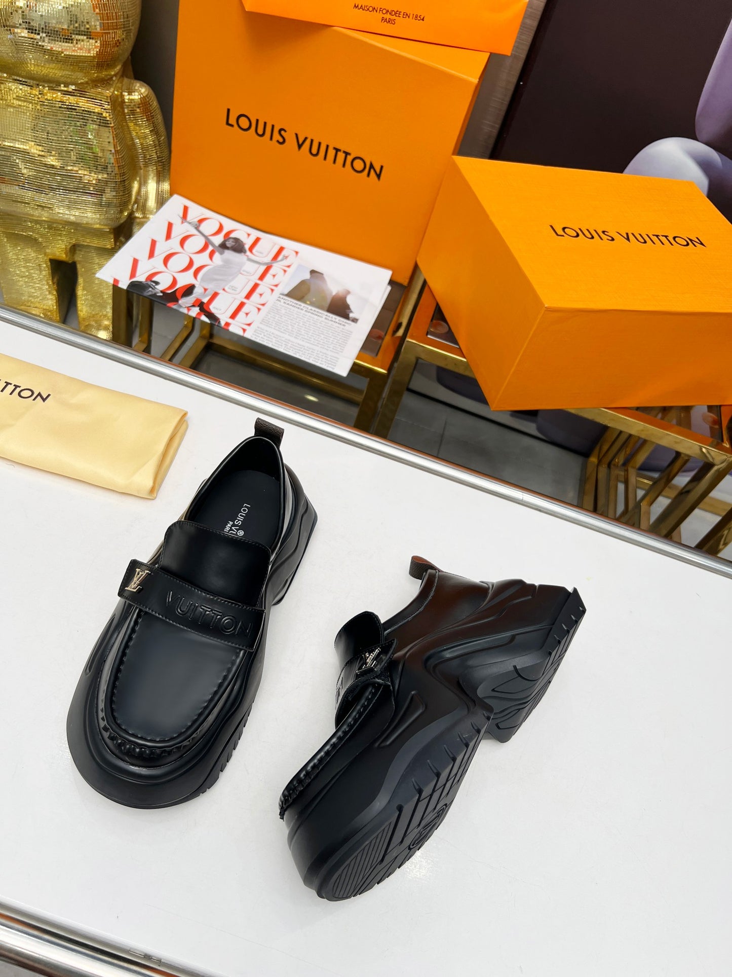 Louis Vuitton Classic Loafers – Unisex Leather Edition