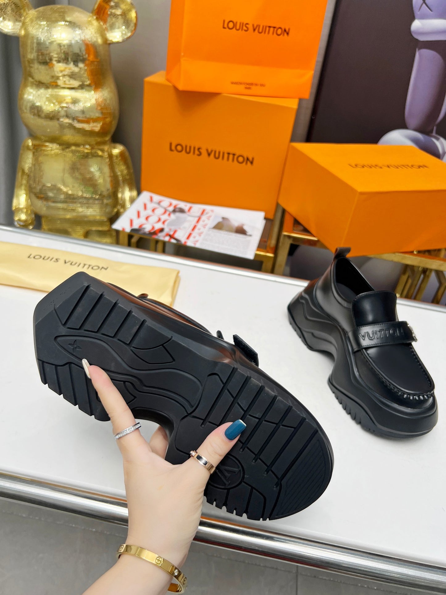 Louis Vuitton Classic Loafers – Unisex Leather Edition