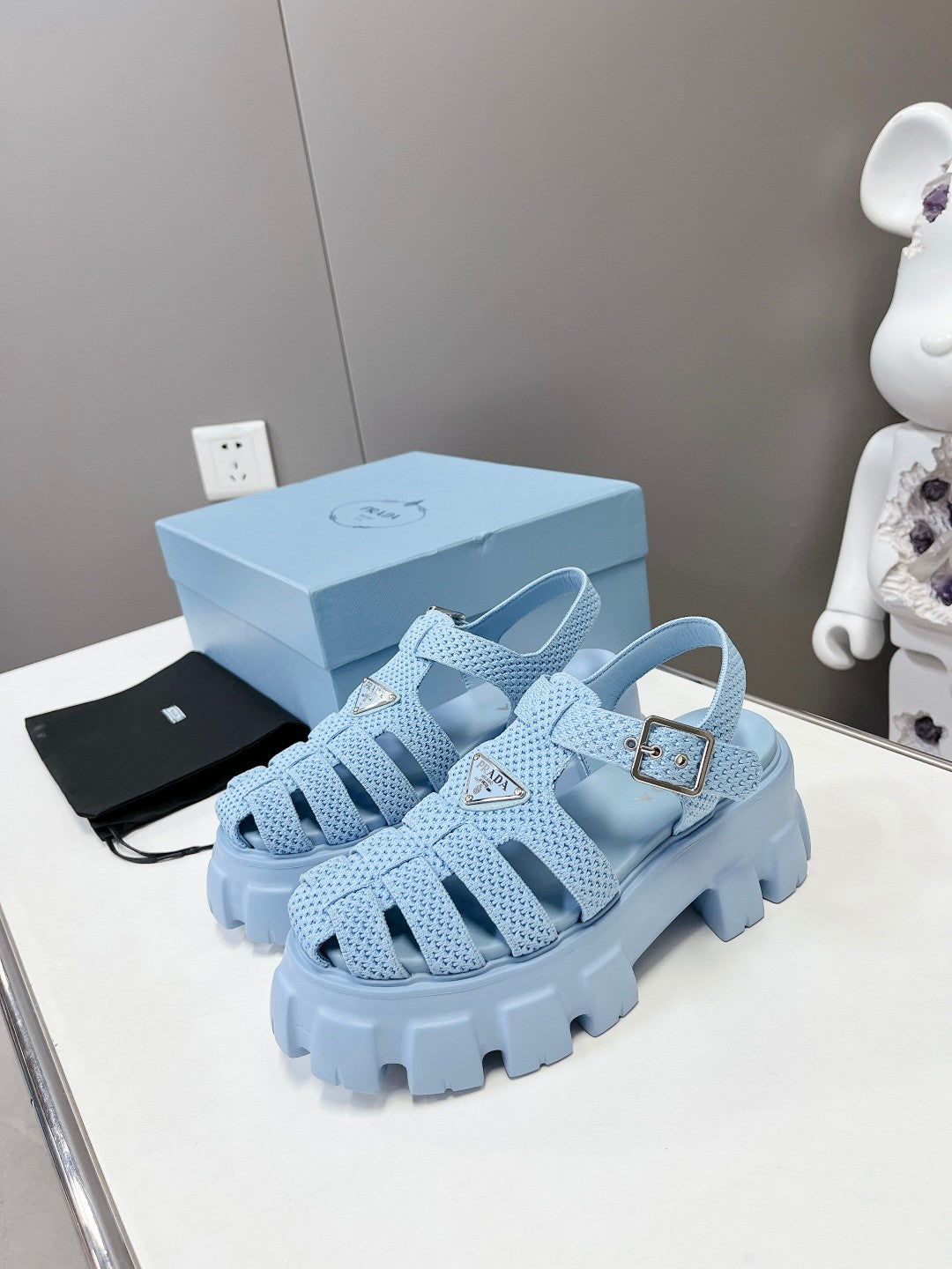 Prada 2023 Exclusive Woven Cage Rubber Sandals