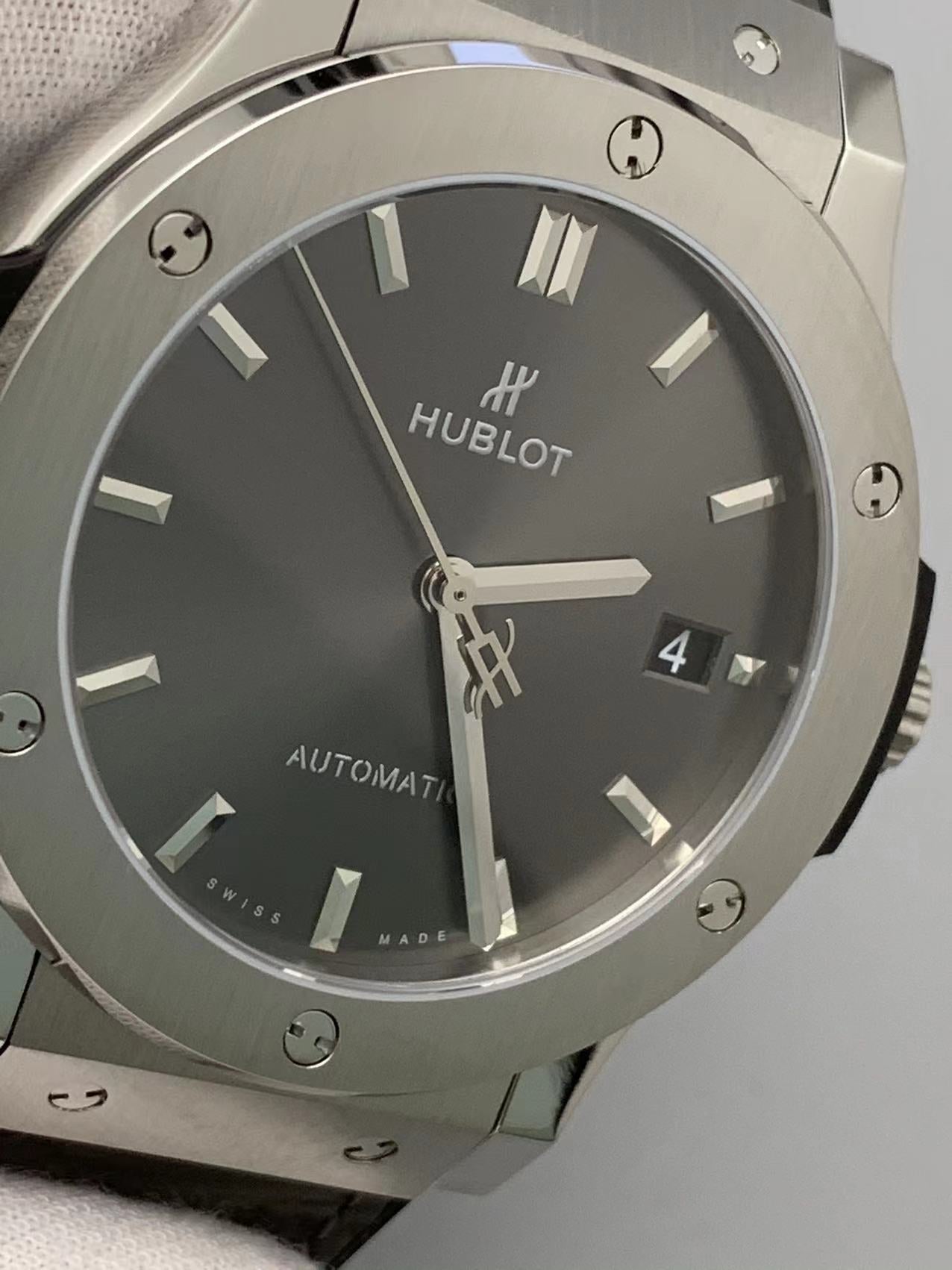 Hublot Big Bang 45mm – Gray Dial