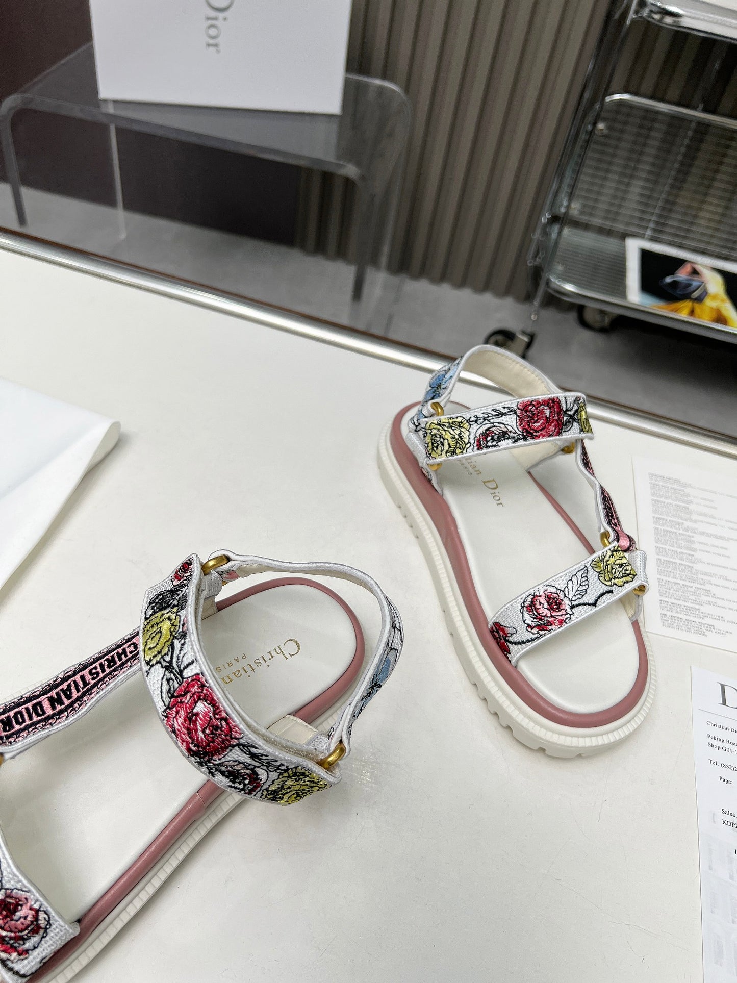 DIOR 2024 Spring/Summer Velcro Sandals – Iconic Design