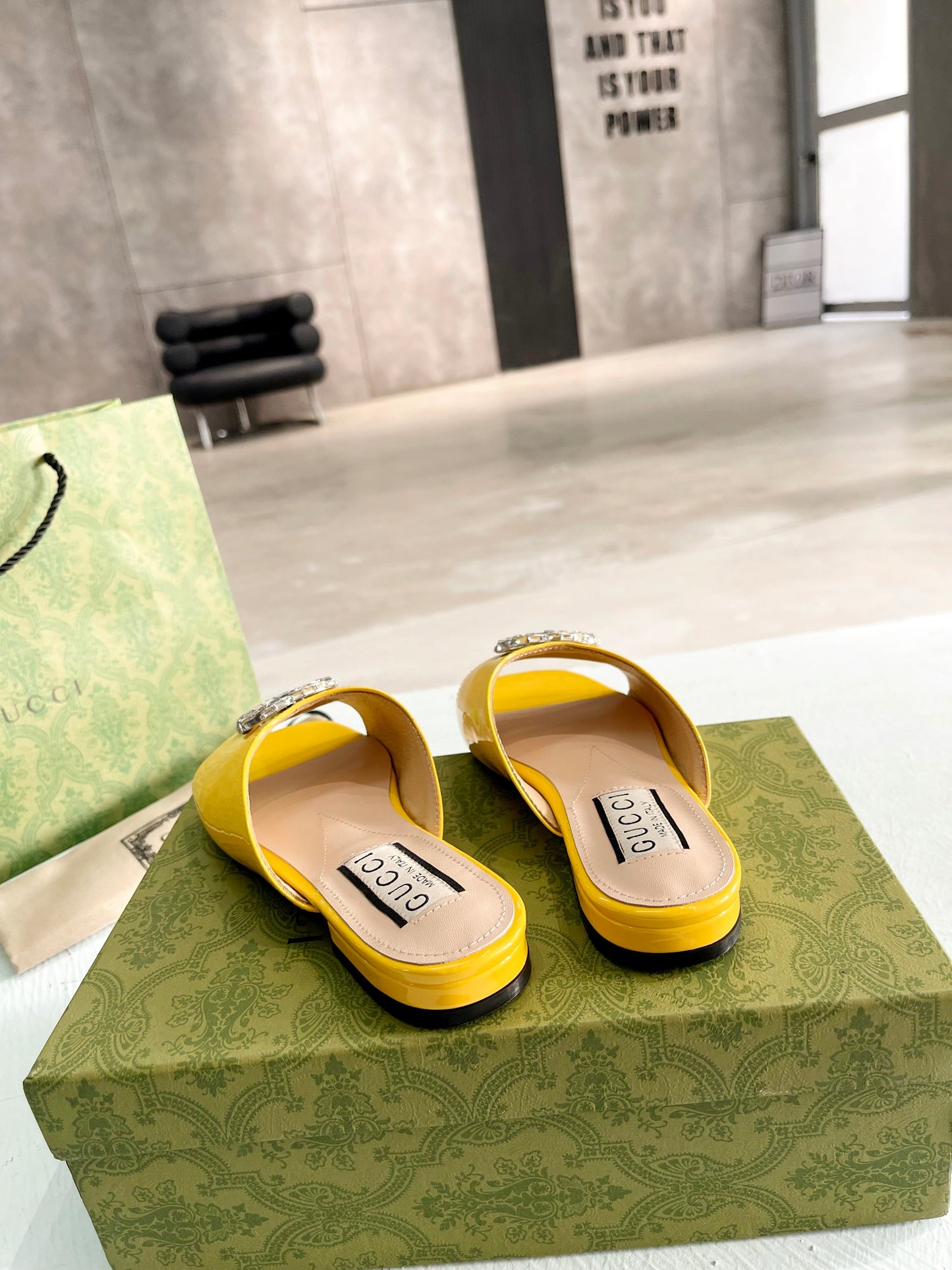 Luxury Gucci-Inspired Patent Leather Shoes – 8 Colors, Sheepskin Lined