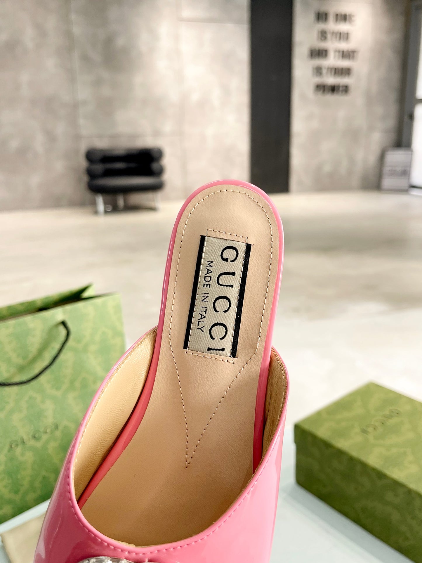 Luxury Gucci-Inspired Patent Leather Shoes – 8 Colors, Sheepskin Lined