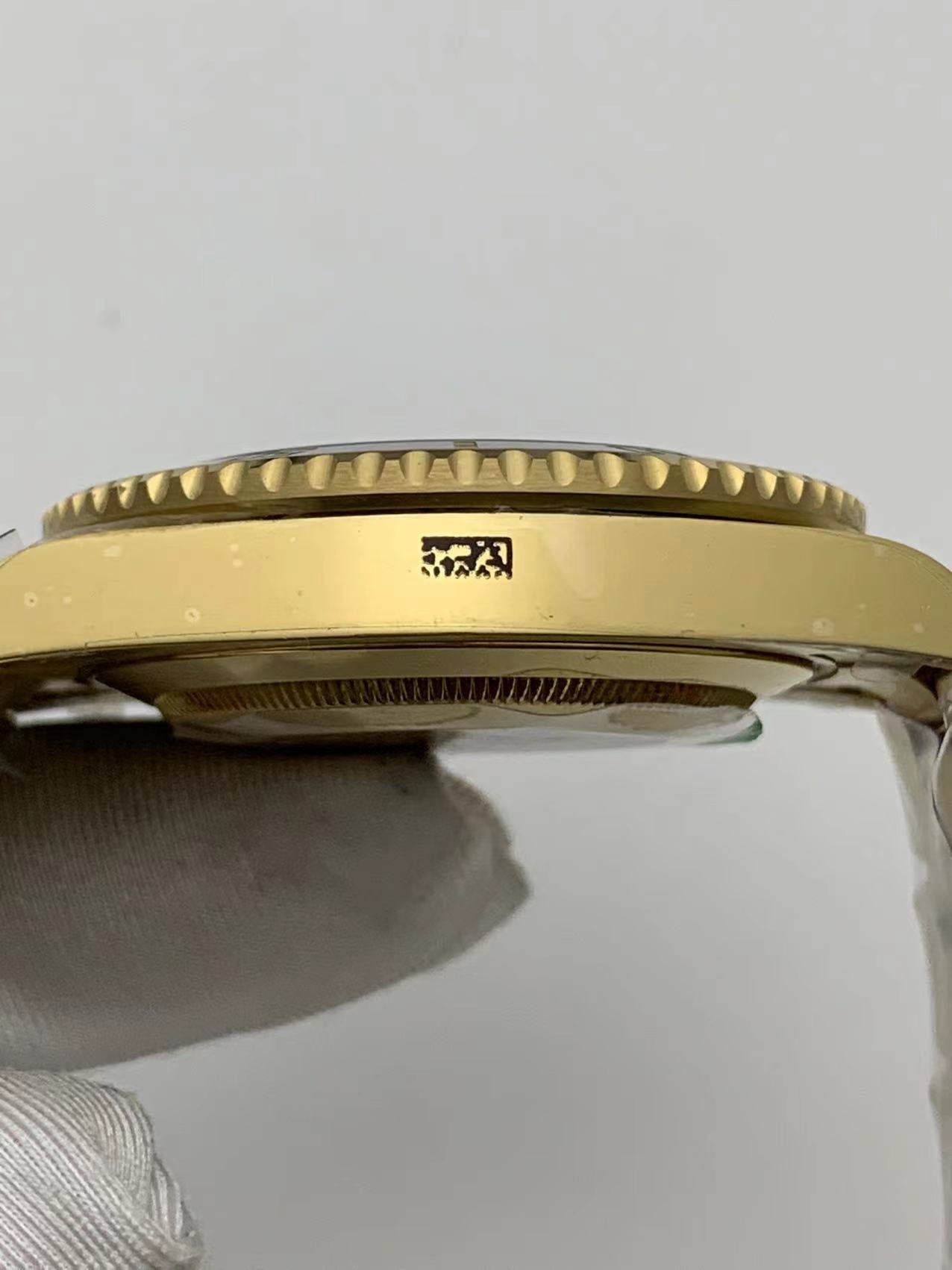 Submariner 41mm – Yellow Gold Style Watch