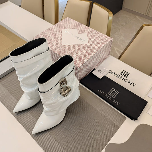 Givenchy 2024 FW Lock Charm Stiletto Boots – Limited High Heel Edition