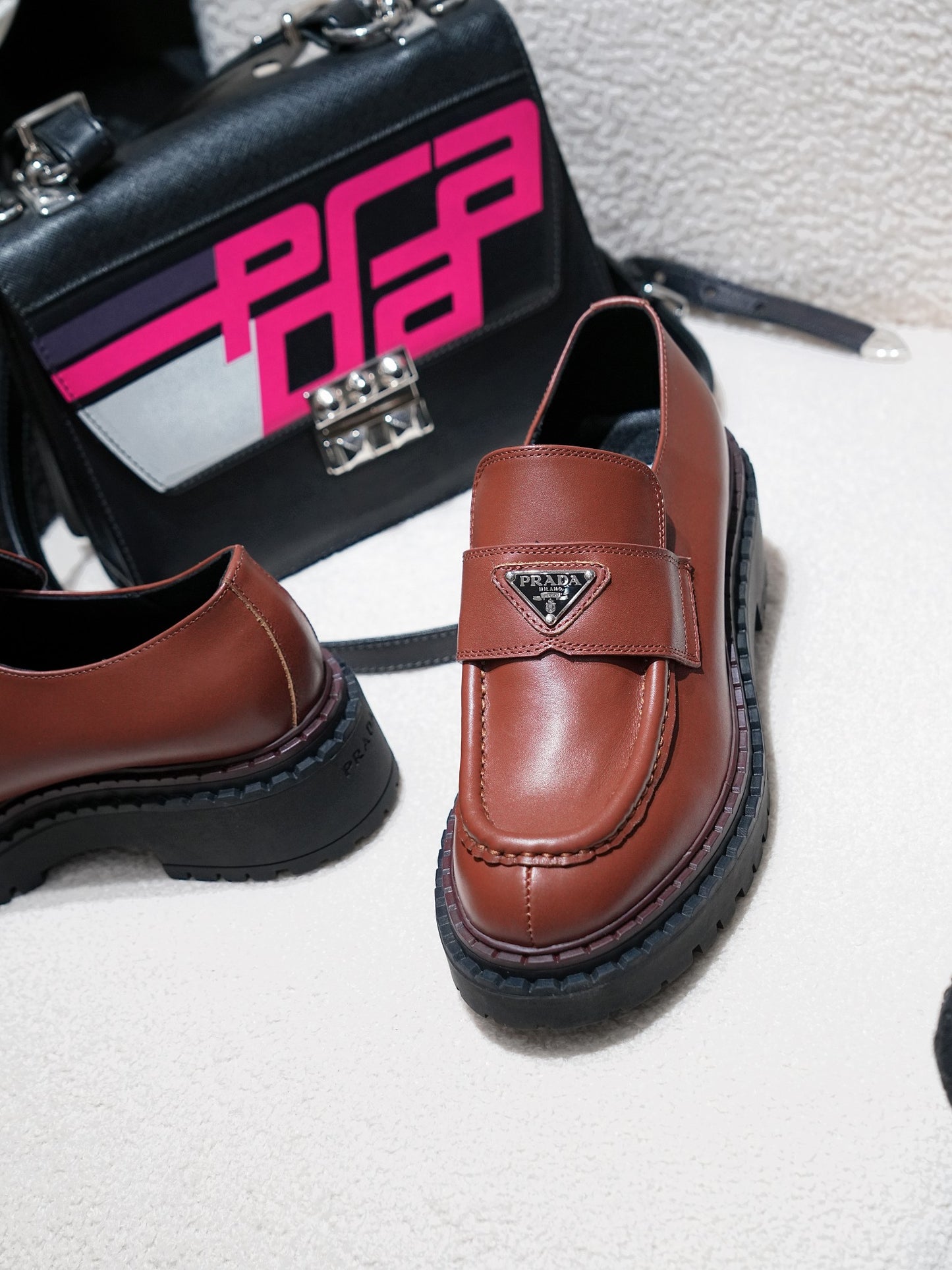Prada 2024 FW Runway Loafers – Unique Design, Premium Leather