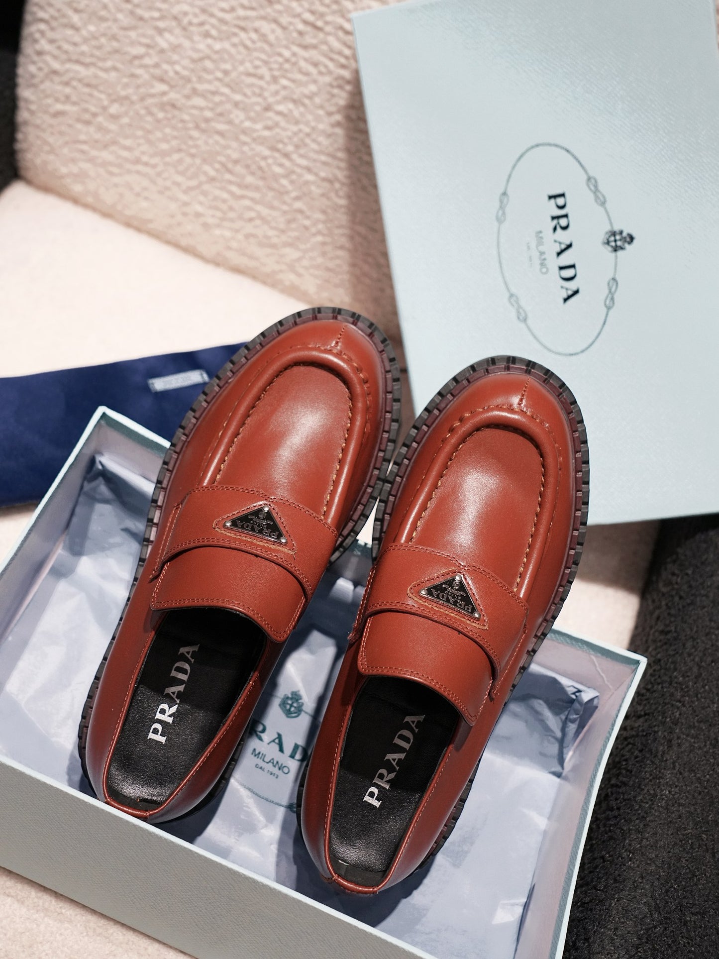 Prada 2024 FW Runway Loafers – Unique Design, Premium Leather