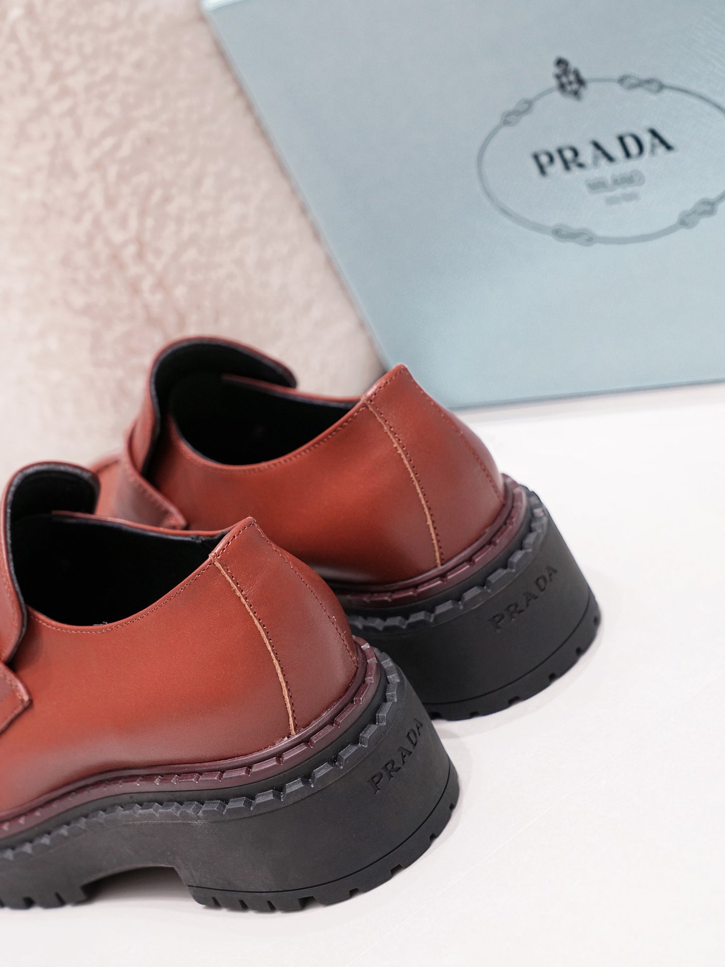 Prada 2024 FW Runway Loafers – Unique Design, Premium Leather