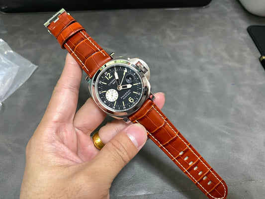 VS Panerai Luminor GMT 44mm PAM088 Classic Reissue