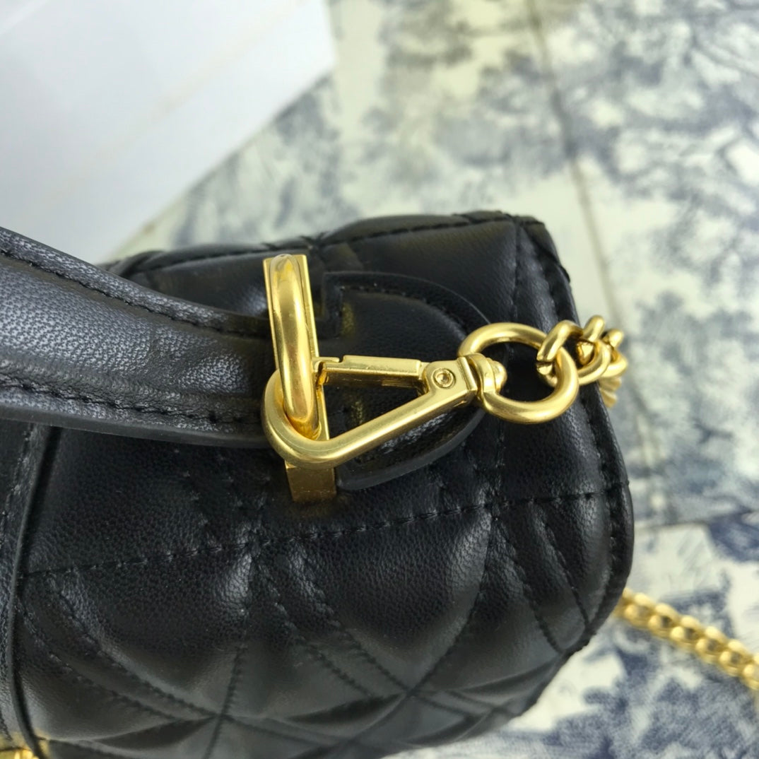 Virtus Quilted Leather Bag – Roman Power, Runway Elegance