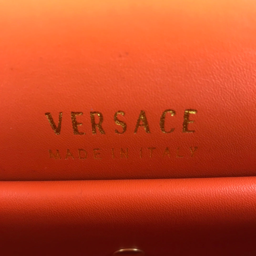 Virtus Quilted Leather Bag – Strength in Every Stitch