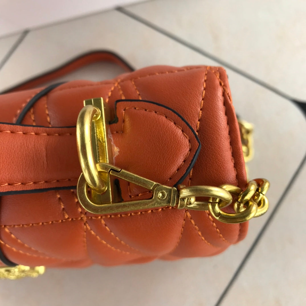 Virtus Quilted Leather Bag – Strength in Every Stitch