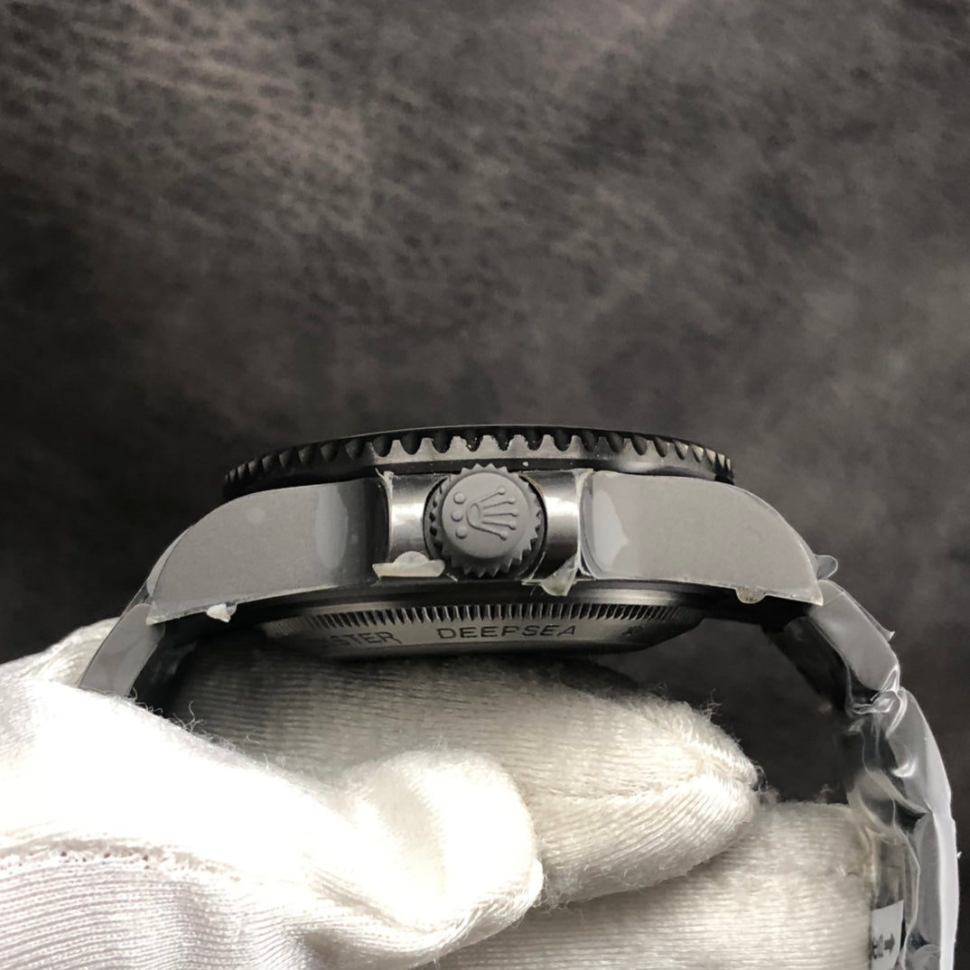 Deepsea Pro – Custom Gunmetal Matte Steel Dive Watch