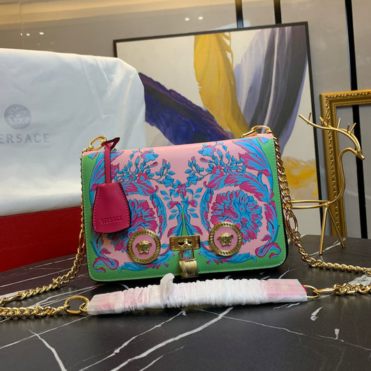 Versace 303K1 Printed Leather Handbag – 2010 Fall/Winter Edition