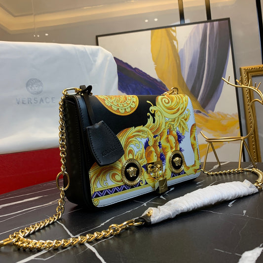 Versace 303K1 Leather Handbag – 2010 Fall/Winter Limited Edition