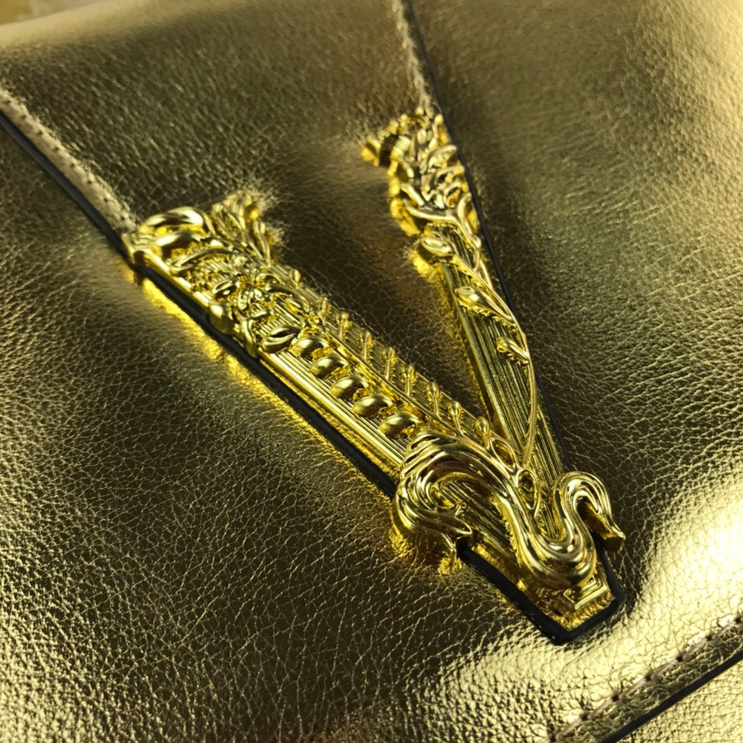 Virtus Roman Goddess Bag – A Tribute to Strength and Style