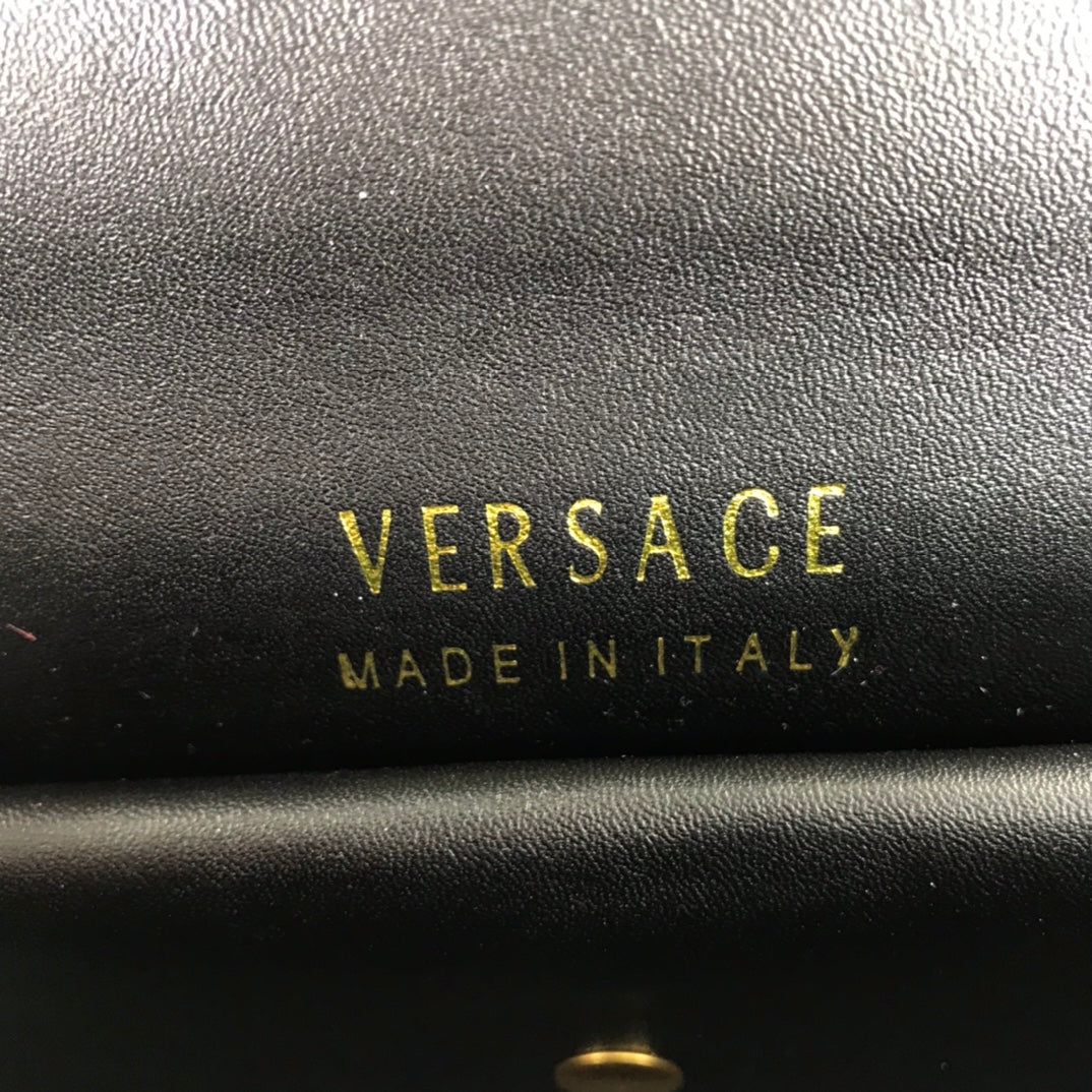 Virtus Runway Bag – Divine Design, Fearless Spirit
