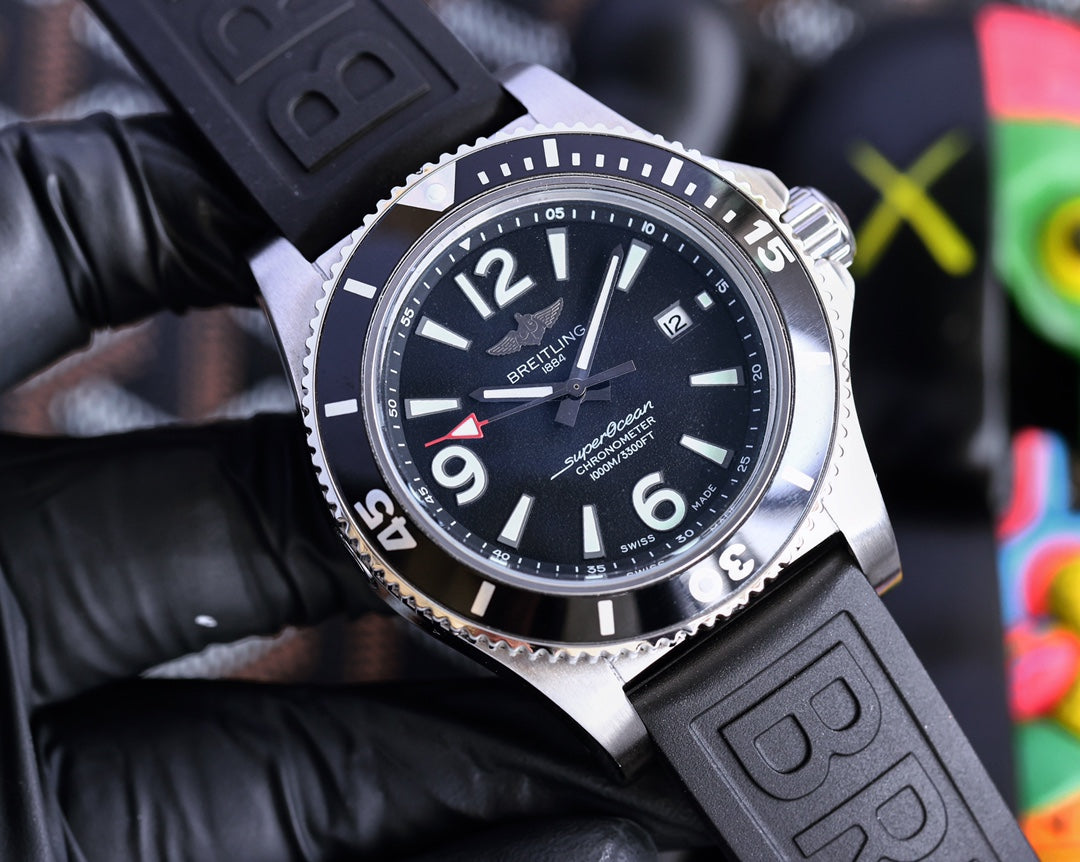 Breitling Avenger Series – Automatic Mechanical Watch (43mm)
