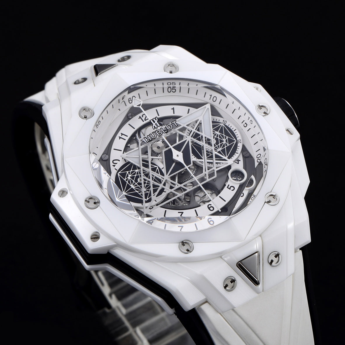 Hublot Big Bang Sang Bleu II – Ceramic Masterpiece