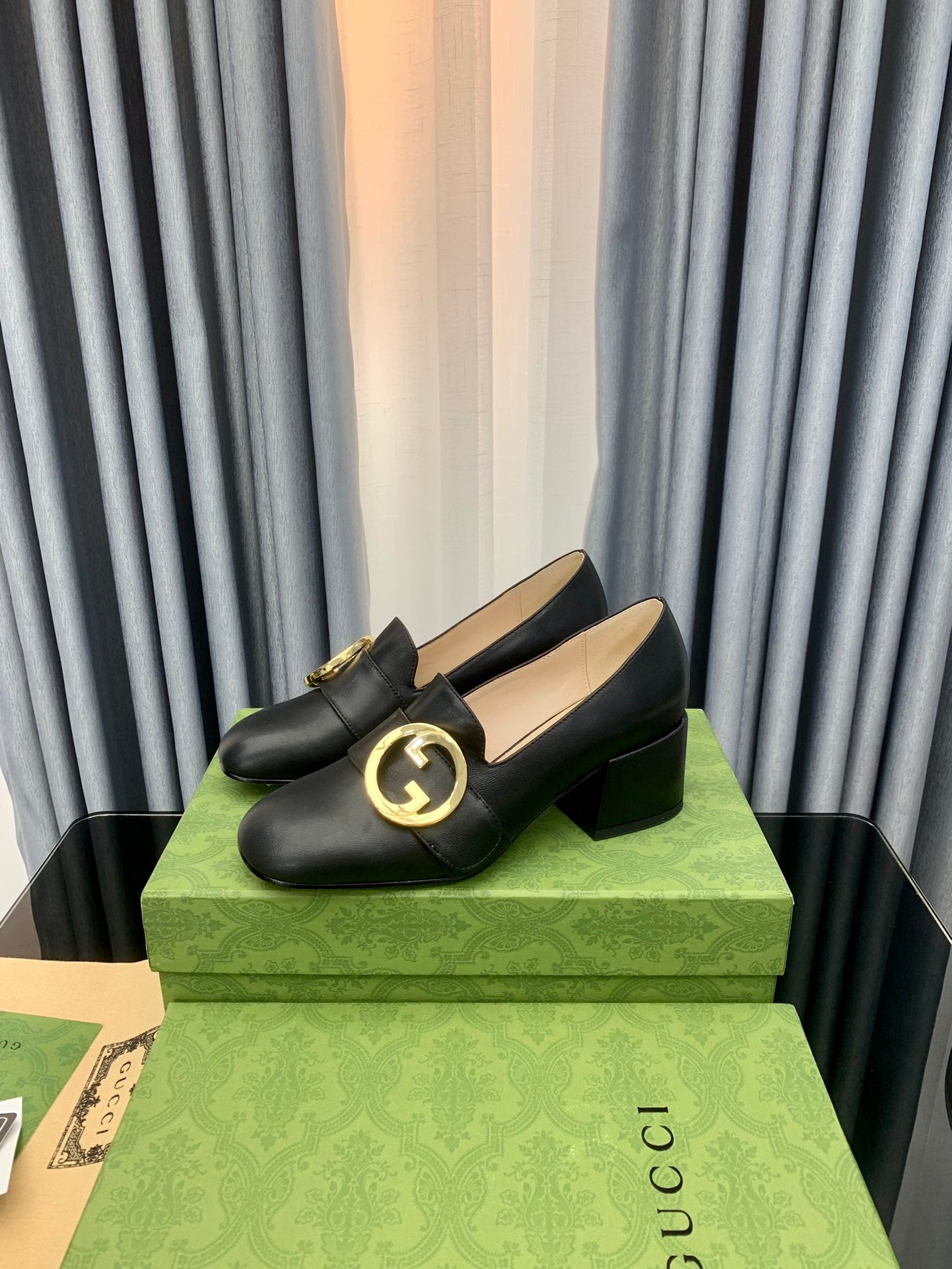 Gucci-Inspired Luxury 2022 Early Fall Double GG Leather Loafers