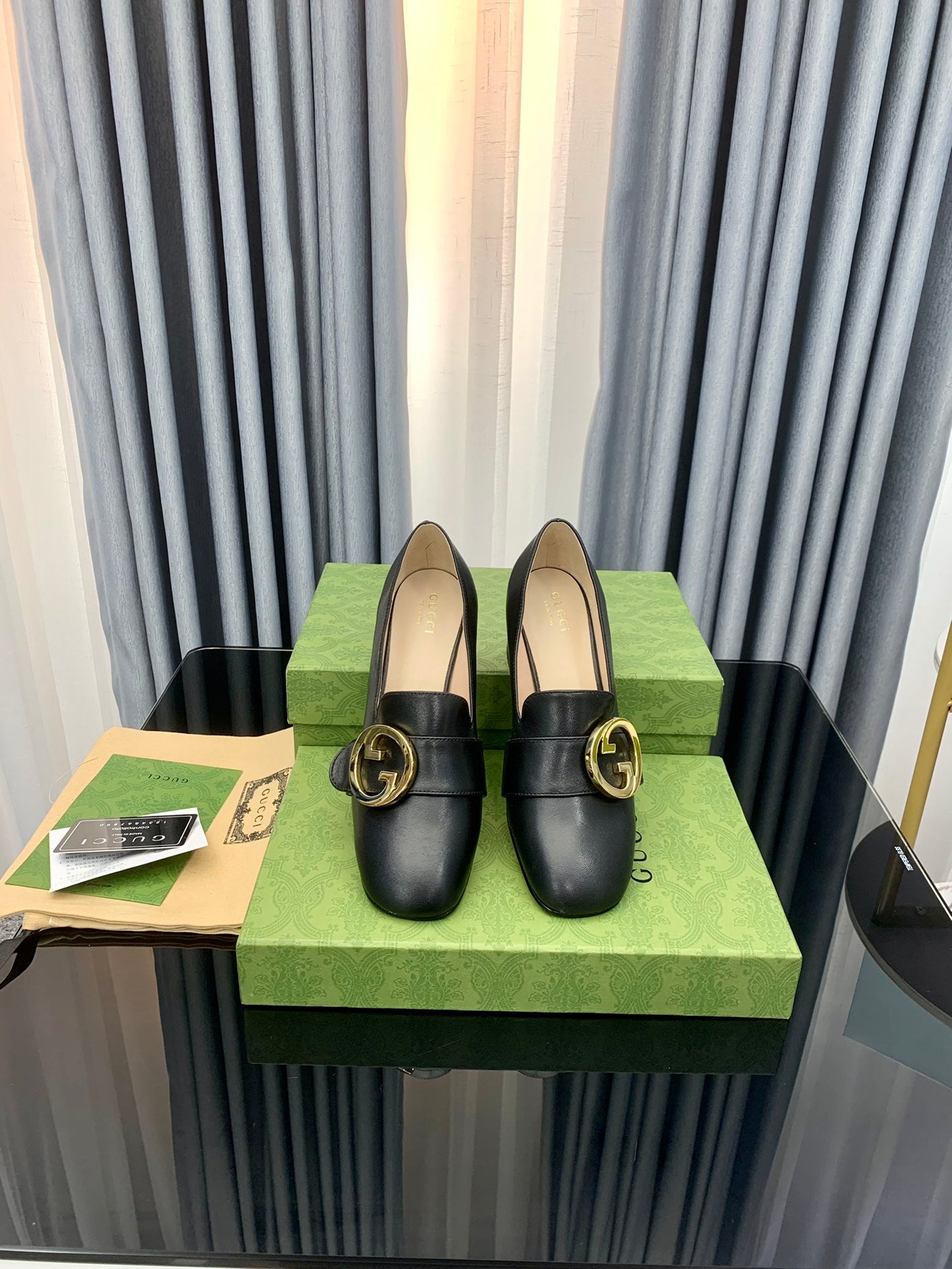 Gucci-Inspired Luxury 2022 Early Fall Double GG Leather Loafers